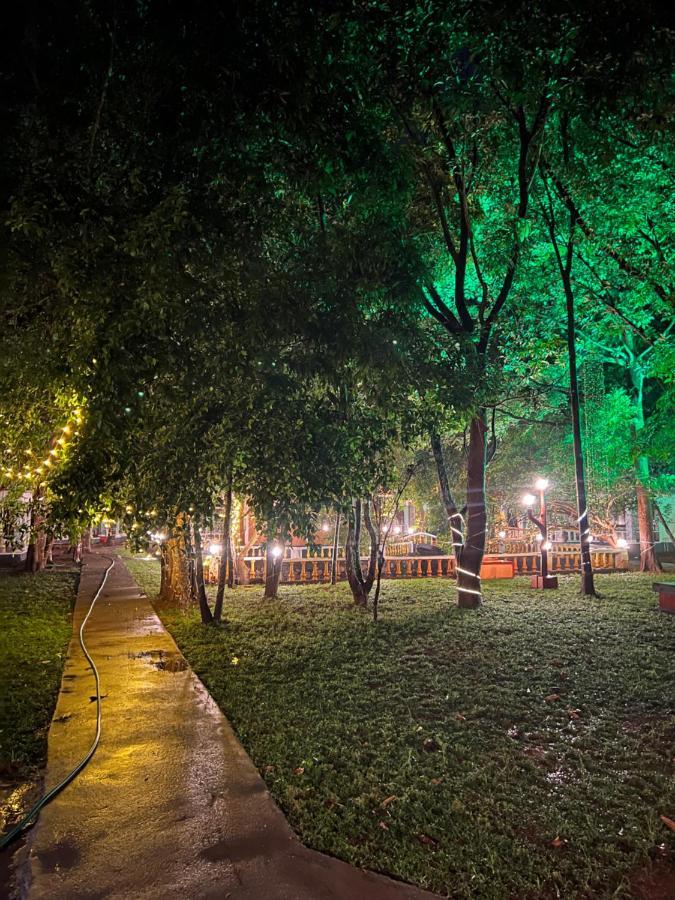 Surya Eco And Wedding Resort Thrissur ภายนอก รูปภาพ