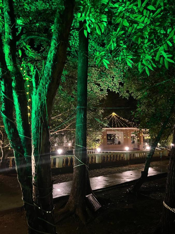 Surya Eco And Wedding Resort Thrissur ภายนอก รูปภาพ