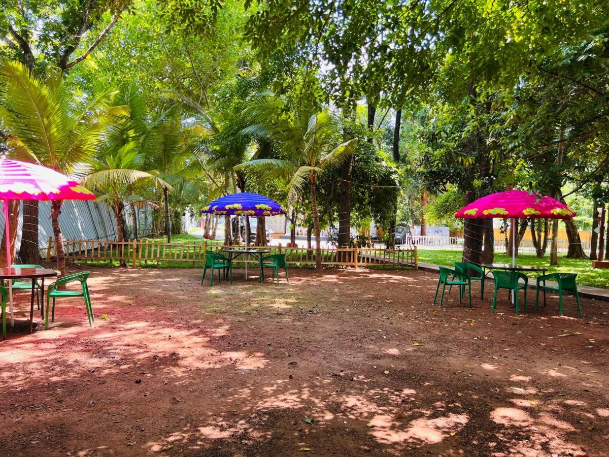 Surya Eco And Wedding Resort Thrissur ภายนอก รูปภาพ